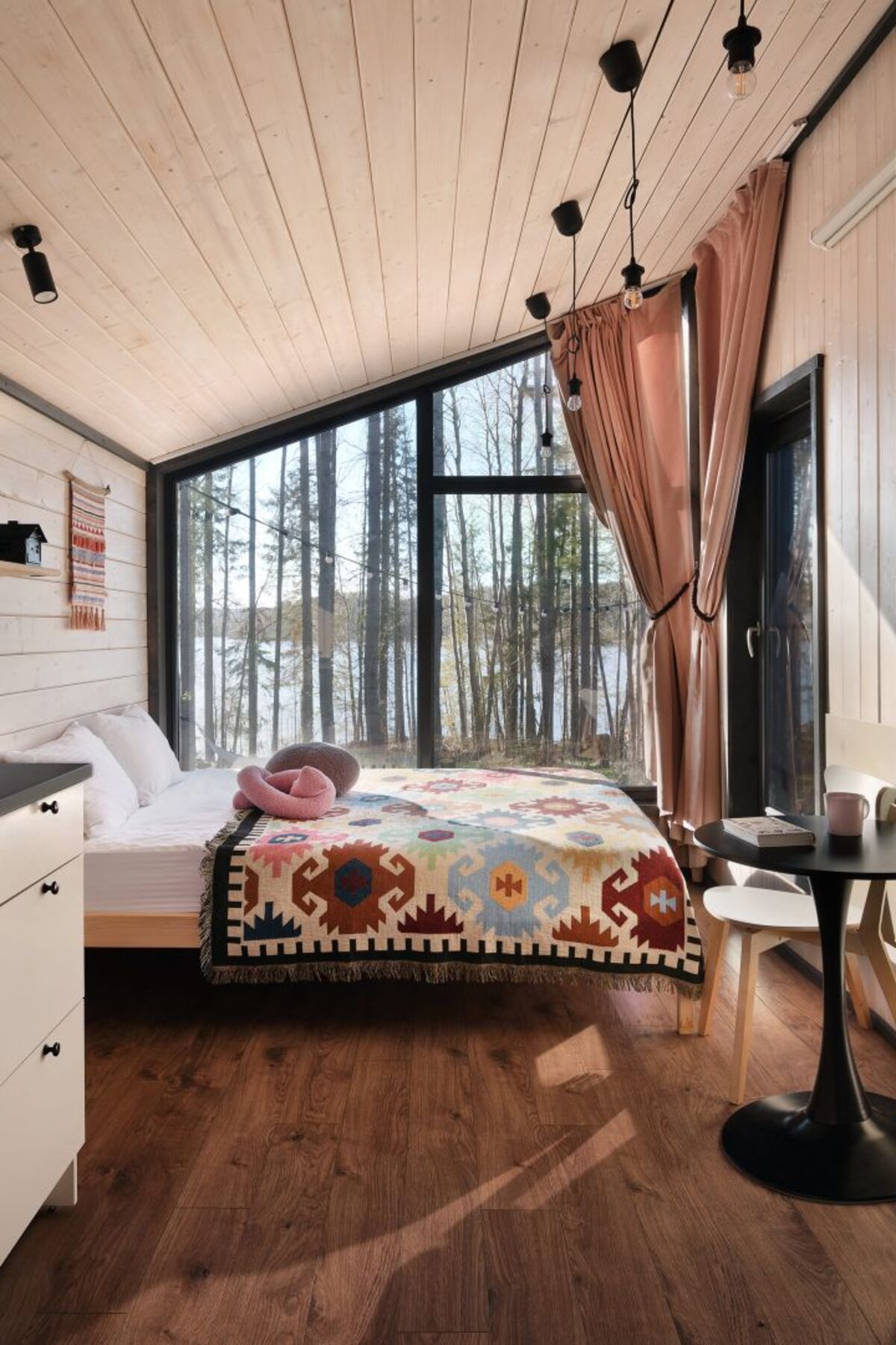 VÄRME (Верме) VÄRME (Верме)